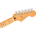 FENDER - Player Plus Stratocaster - Touche en érable - 3-Color Sunburst