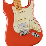 FENDER - Player Plus Stratocaster® HSS, Touche en érable - Fiesta Red