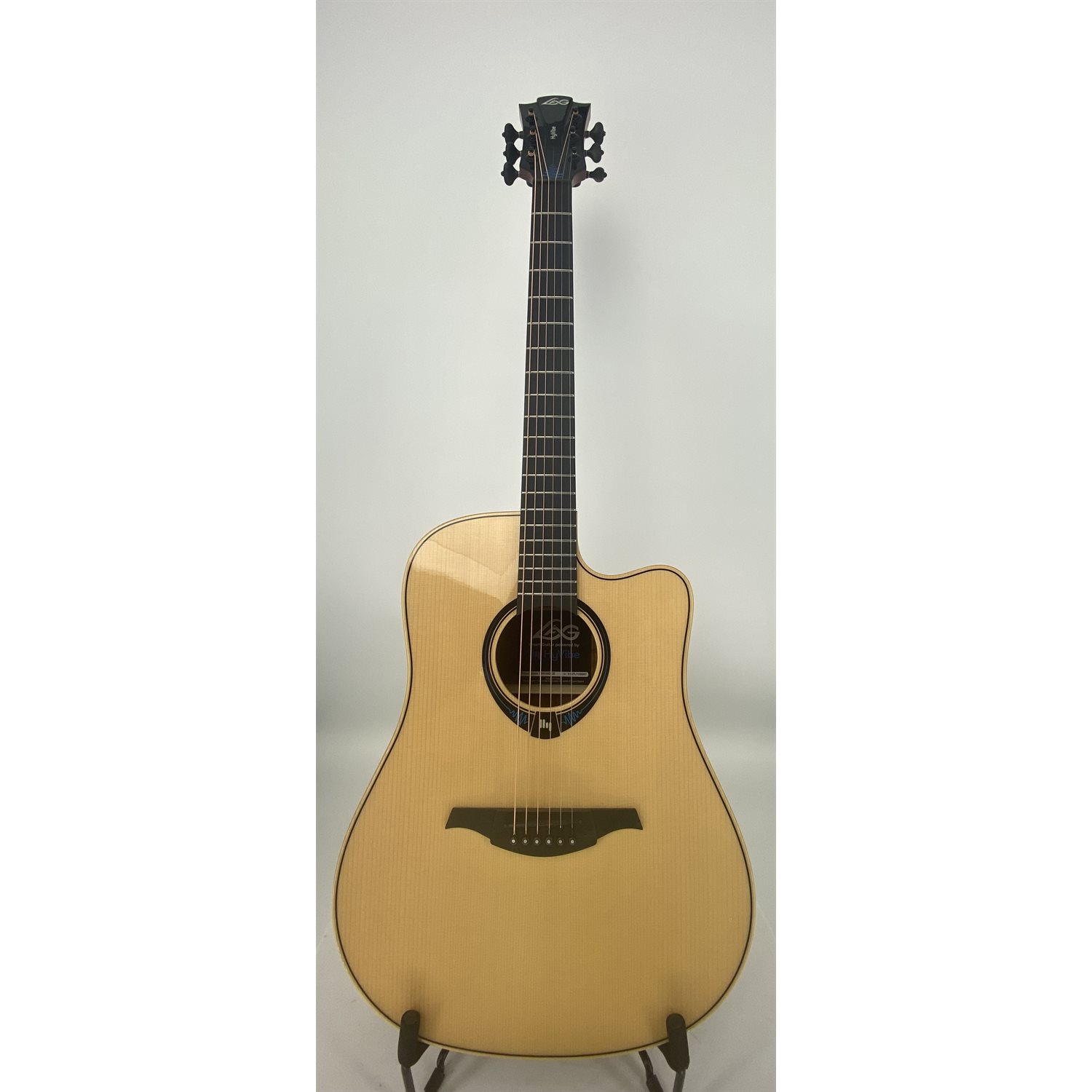 LAG - TRAMONTANE HYVIBE 20 - SMART GUITAR - demo