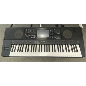 YAMAHA - PSR-SX900 - 61 KEY - used